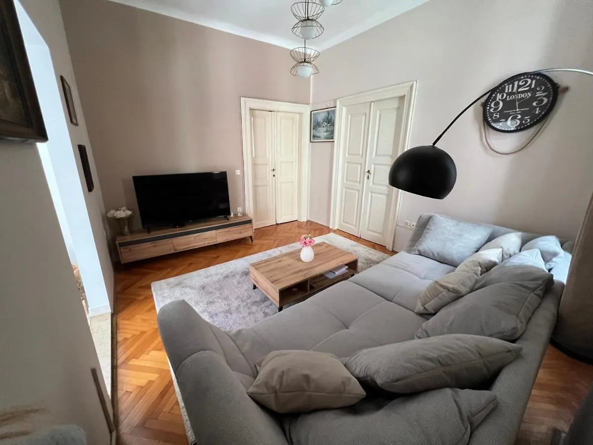 Apartman Sandra Apartment Pula